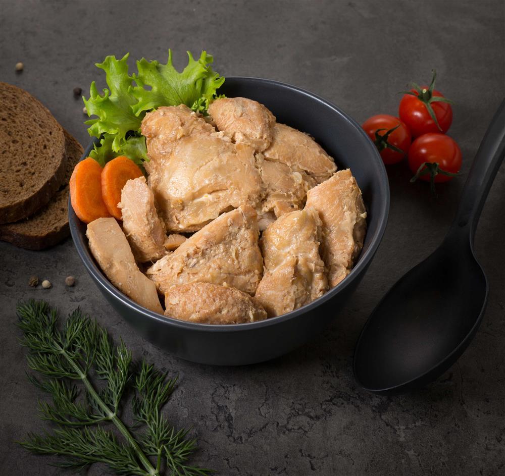 Как приготовить из курицы вкусную тушенку: рецепт и секреты приготовления